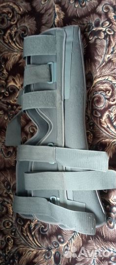 Продам тутор в хорошем состоянии