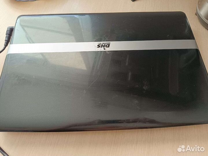 Продам ноутбук DNS