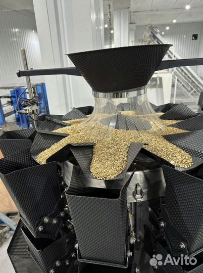 Упаковочный станок / Фасовочный аппарат