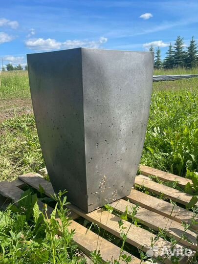 Кашпо, вазон, клумба из бетона