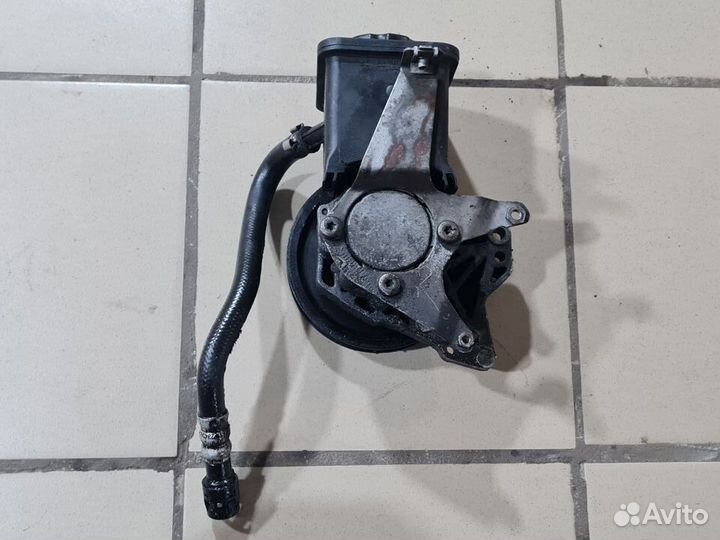 Насос гидроусилителя BMW 730D E65 M57