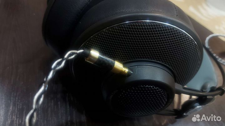 Наушники akgk612pro