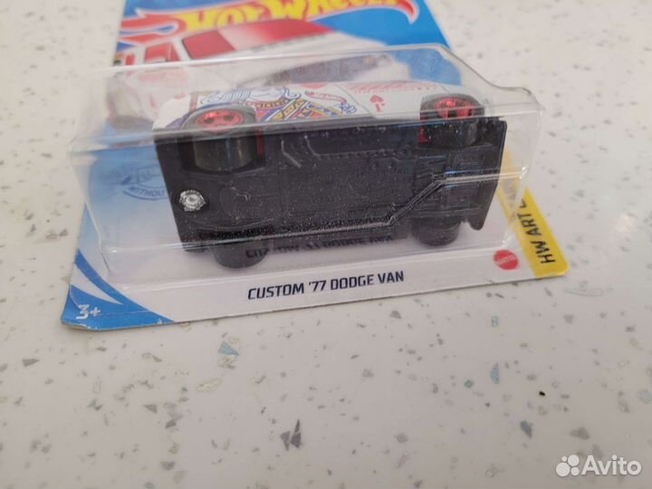 TH Hot Wheels custom 77 Dodge van