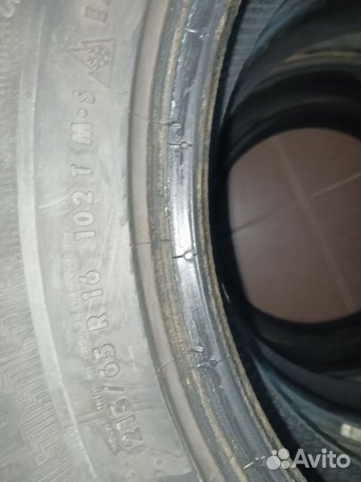 Gislaved Nord Frost 200 215/65 R16