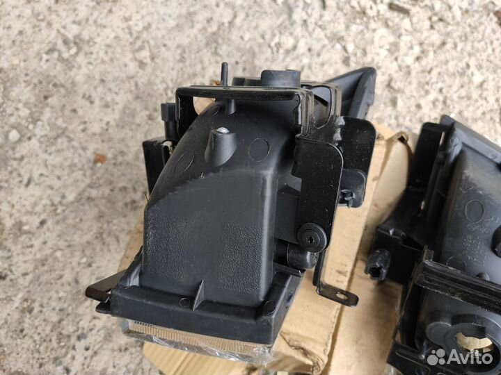 Противотуманные фары на Huendai Sonata 5 NF