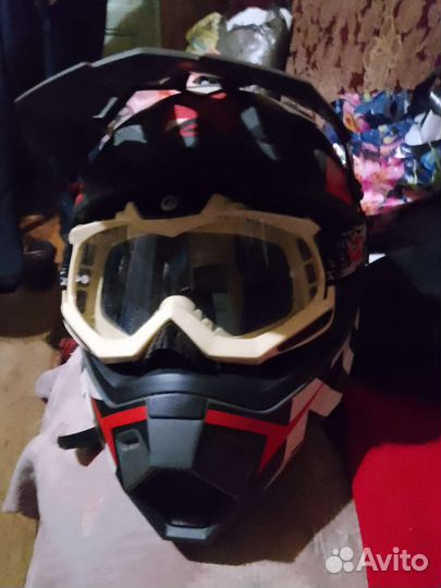Шлем для питбайка