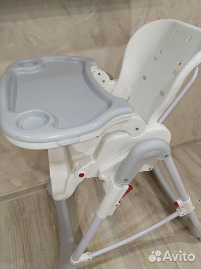 Стульчик для кормления babyton