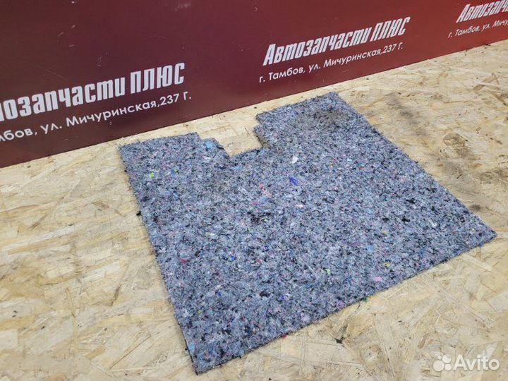 Шумоизоляция пола задняя правая LADA X-Ray