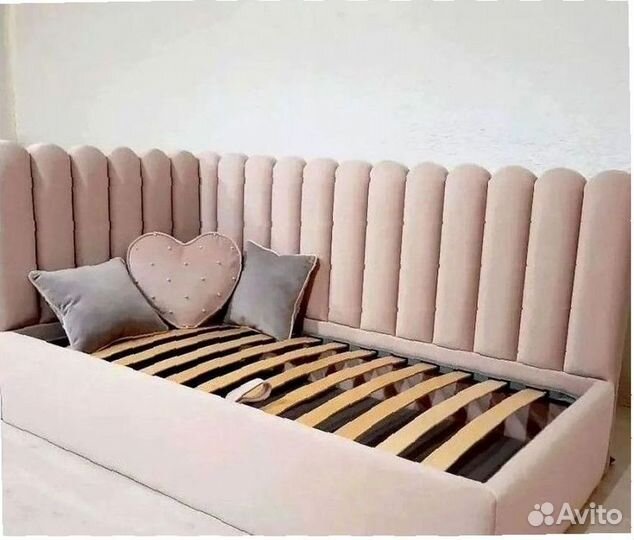 Кровать детская мягкая