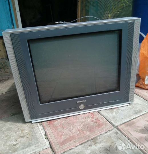 Телевизор самсунг