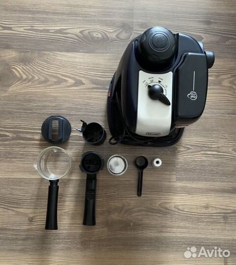 Кофеварка рожковая Delonghi ES 9/ кофемашина