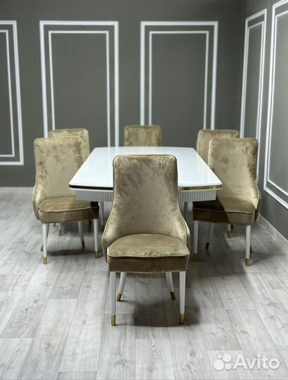 Стол и Стулья