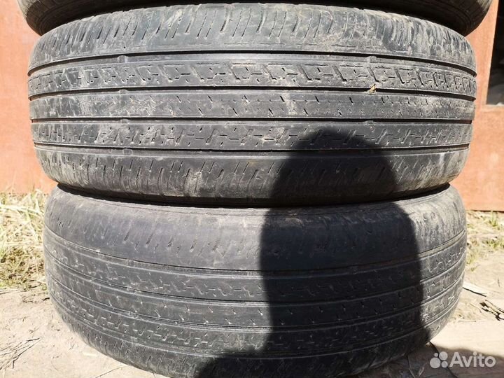 Dunlop Grandtrek ST30 225/65 R17 102H