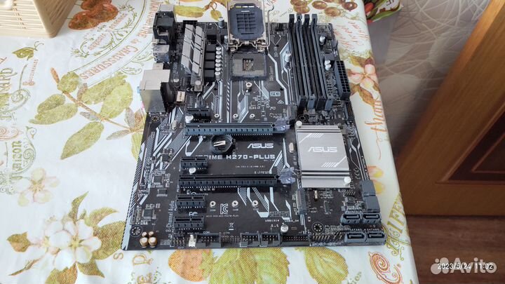 Материнская плата 1151