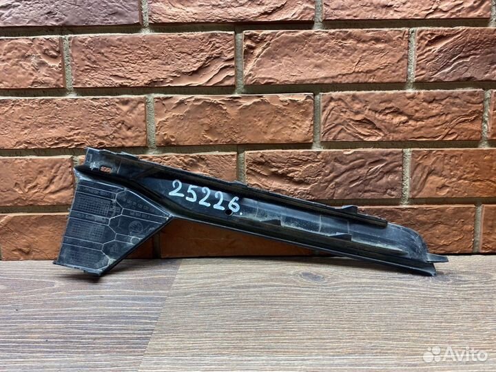 Решётка в бампер левая Skoda Rapid 2013-2020