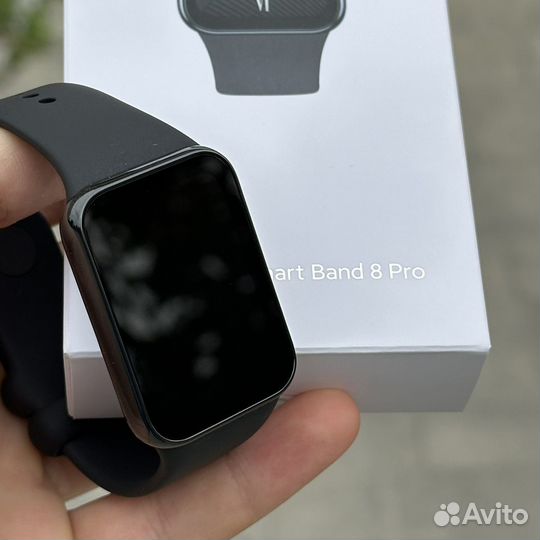 Фитнес браслет Xiaomi SMART Band 8 Pro