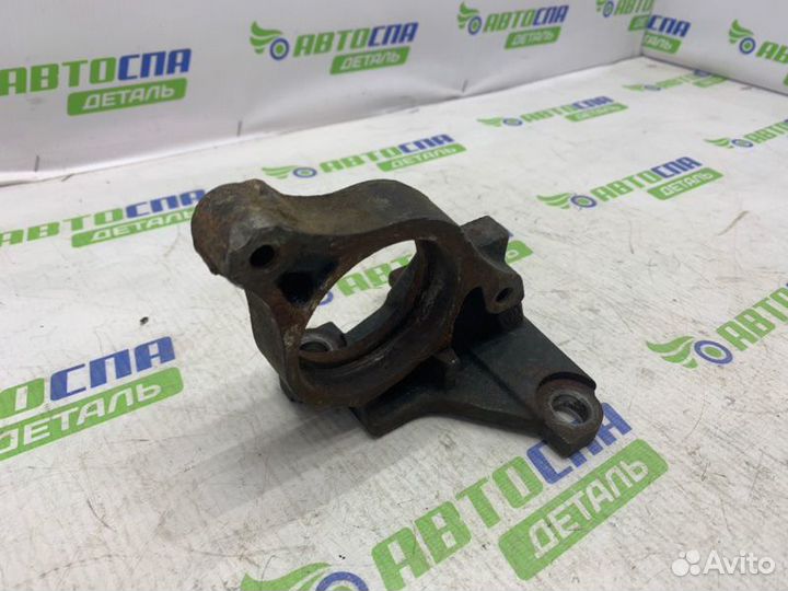 Кронштейн привода Renault Clio 3 Rs хетчбек бензин