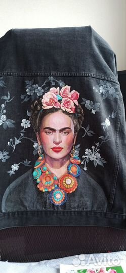 Ручная роспись одежды, рисование на одежде