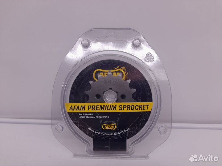 Suzuki/Kawasaki Звездочка передняя Новая 33201-14