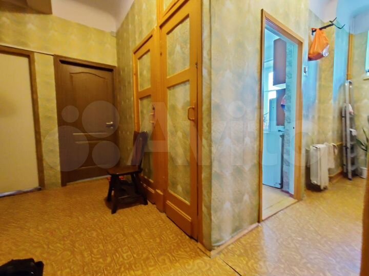 Комната 17 м² в 3-к., 4/5 эт.