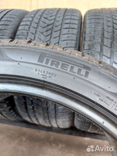 Pirelli Scorpion Winter 295/35 R21 107V