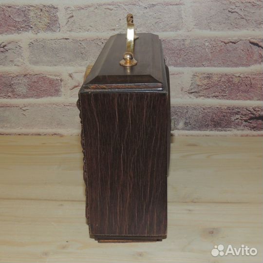 Весна Советские механические настольные часы СССР