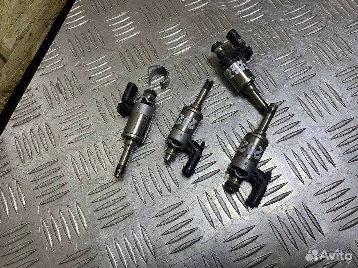 Форсунка инжекторная электрическая Volkswagen Golf