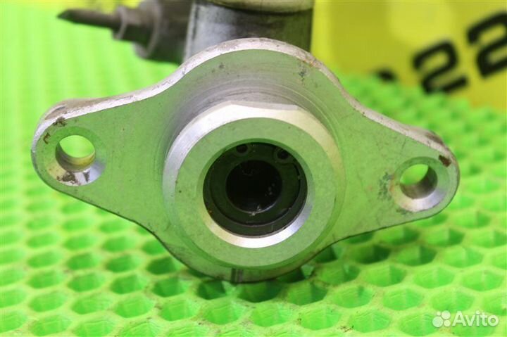 Главный тормозной цилиндр Toyota Raum EXZ10 5E-FE