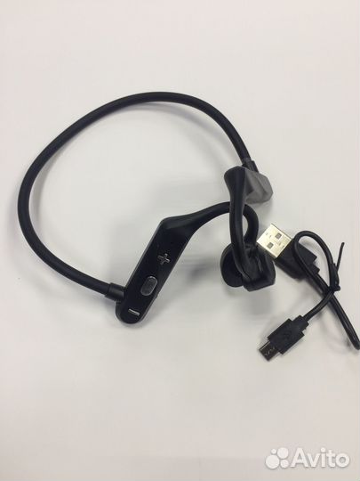 Беспроводная Bluetooth гарнитура