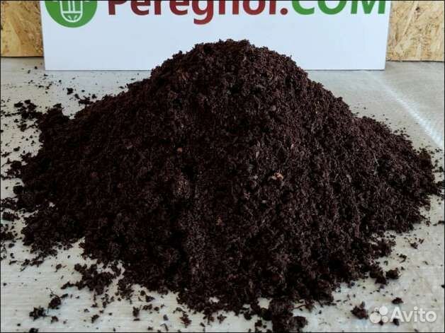 Плодородная почва 40%, торф 30%, конский перегной