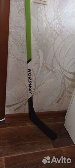 Клюшка хоккейная