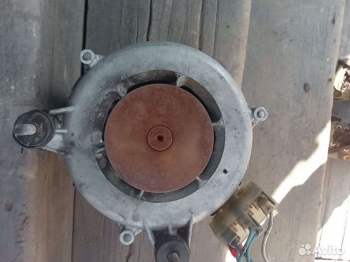 Электродвигатель от стиральной машины