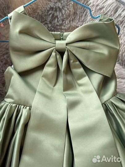 Новогоднее платье для девочки 110 новое