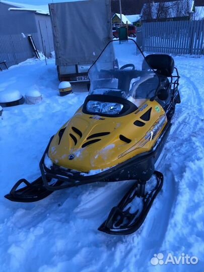 Продаю снегоход бомбардье
