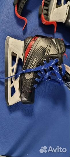 Вратарские коньки bauer