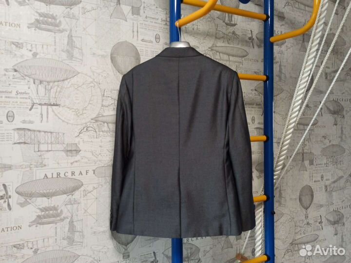 Пиджак и жилет серый по