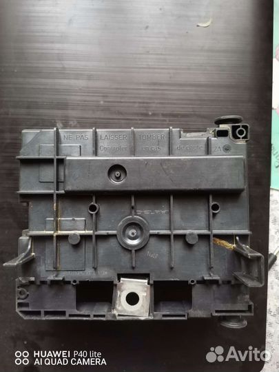 Продаю блок придохранителей пежо 207