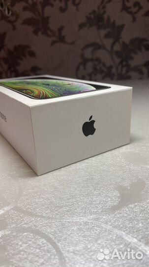 Коробка от iPhone xs