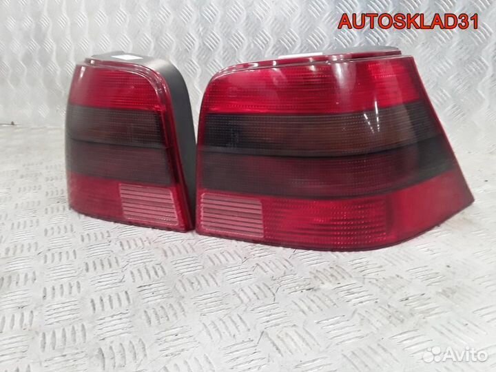 Фонарь задний для Фольксваген Гольф 4 1J6945111S