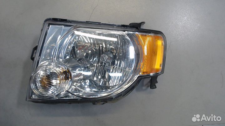 Фара (передняя) Ford Escape, 2008