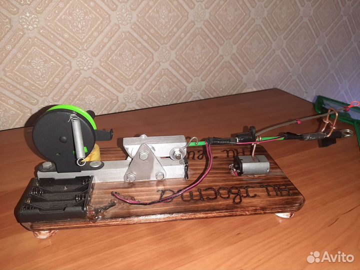 Самоподсекающая удочка