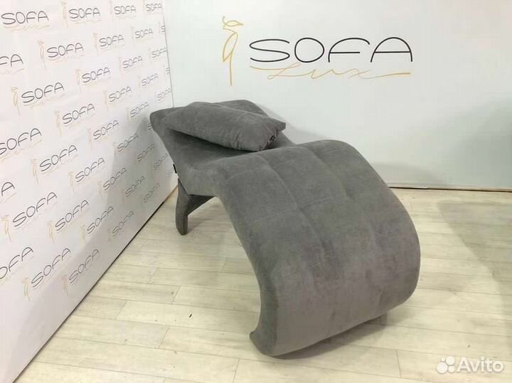 Анатомическая кушетка для наращивания ресниц