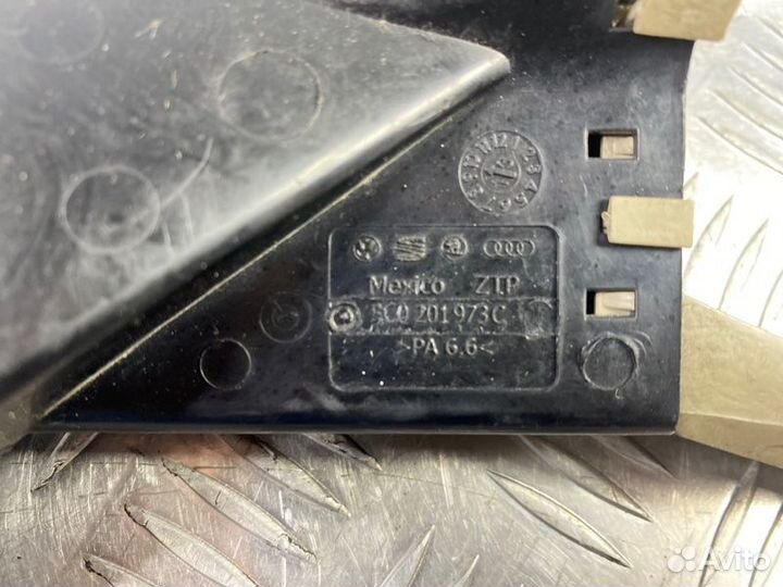 Защита топливных трубок Volkswagen CBZ