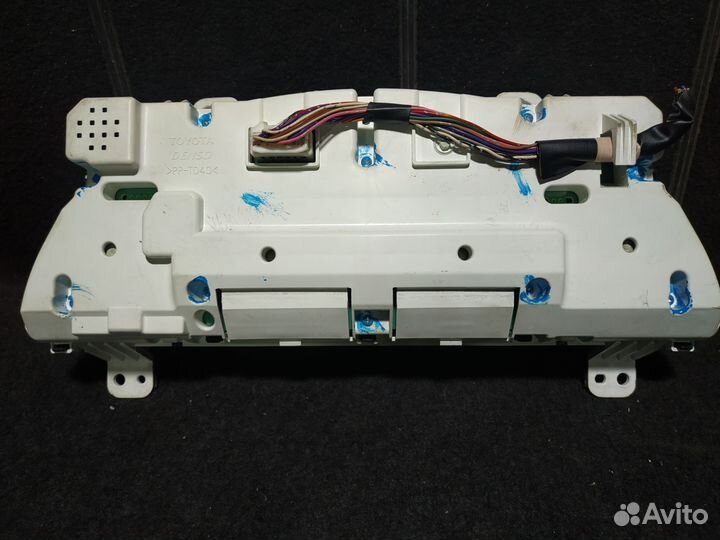 Щиток приборов Toyota Camry ACV40