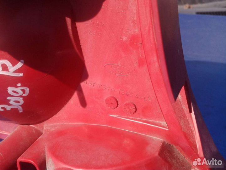 Фонарь задний правый Ford Focus 1