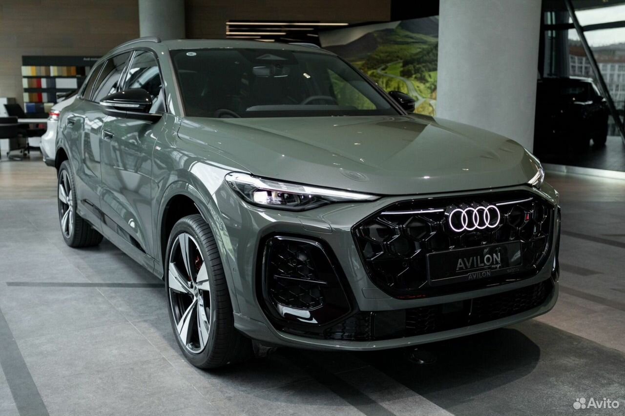 Audi Q5L 2.0 AMT, 2026