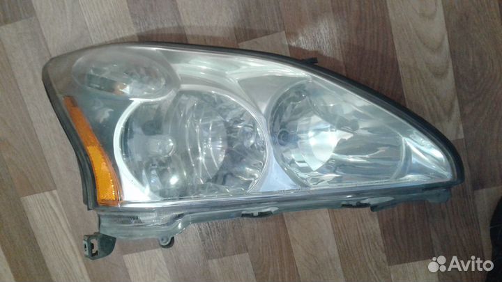 Фара правая левая на Lexus RX330 RX350 RX300