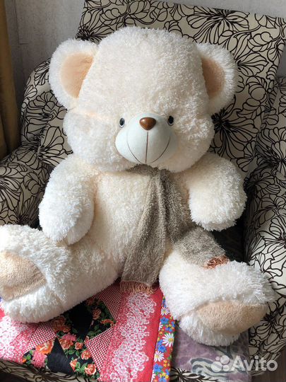 Большие плюшевые медведи