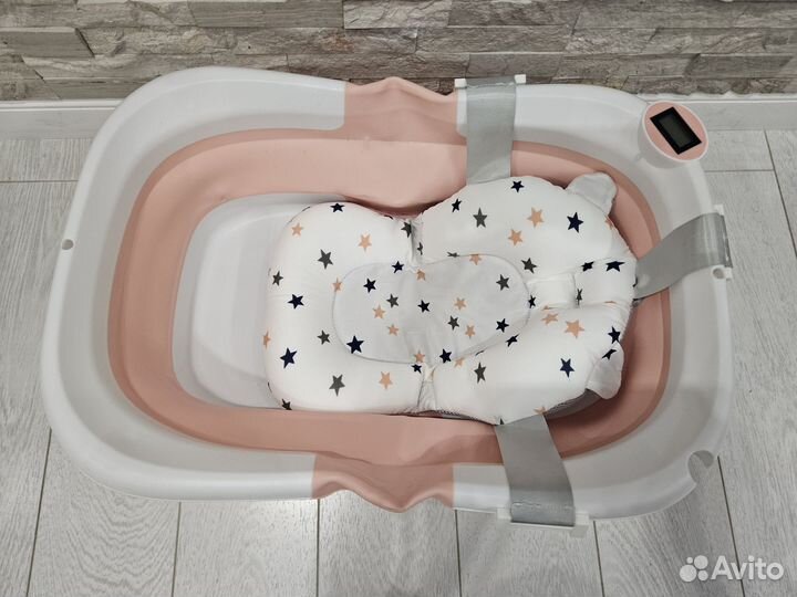 Ванночка для купания новорожденного