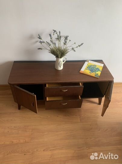 Тумба под телевизор винтаж